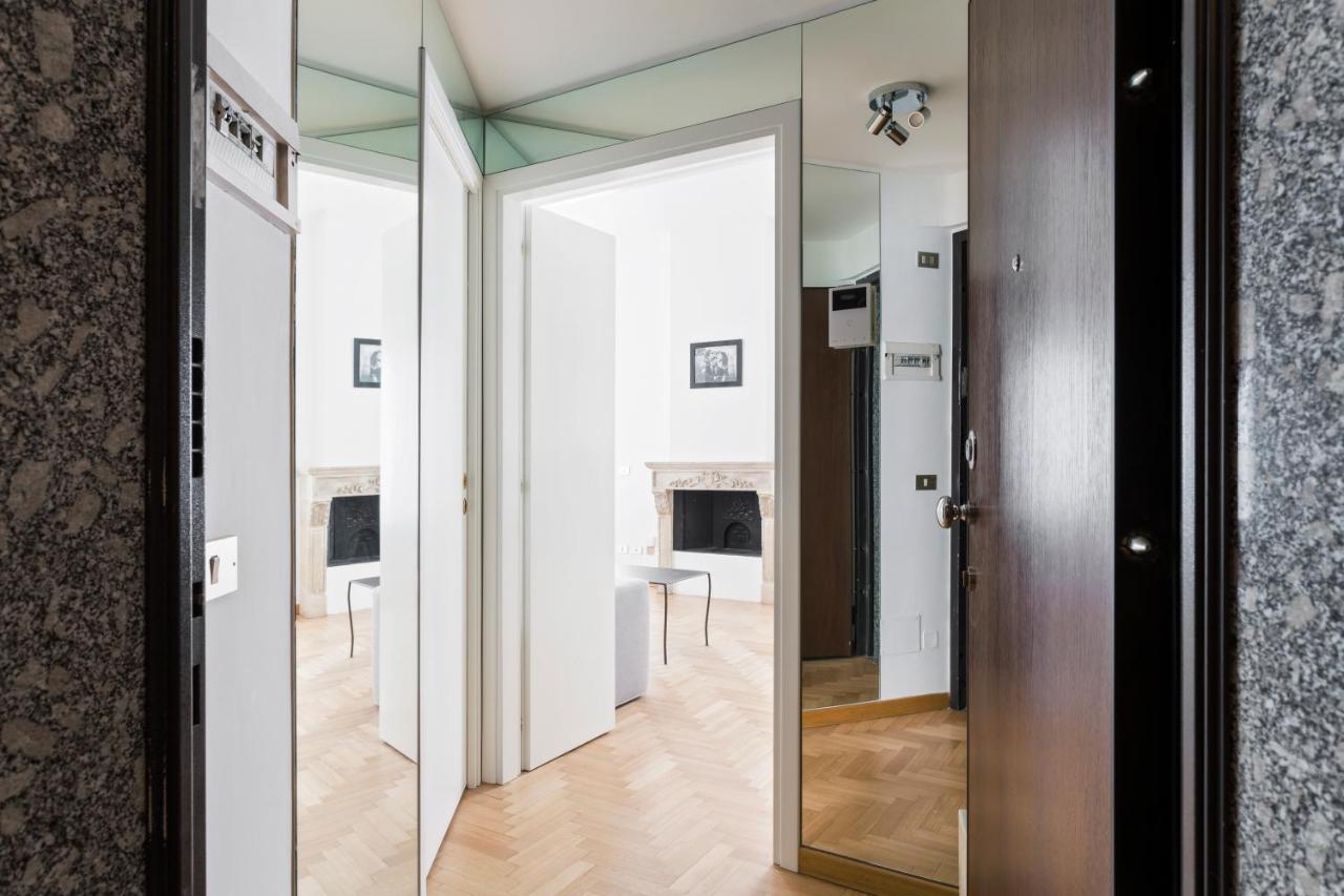 Living Brera, A Unique Experience - Vicolo Fiori Apartment Milan Luaran gambar